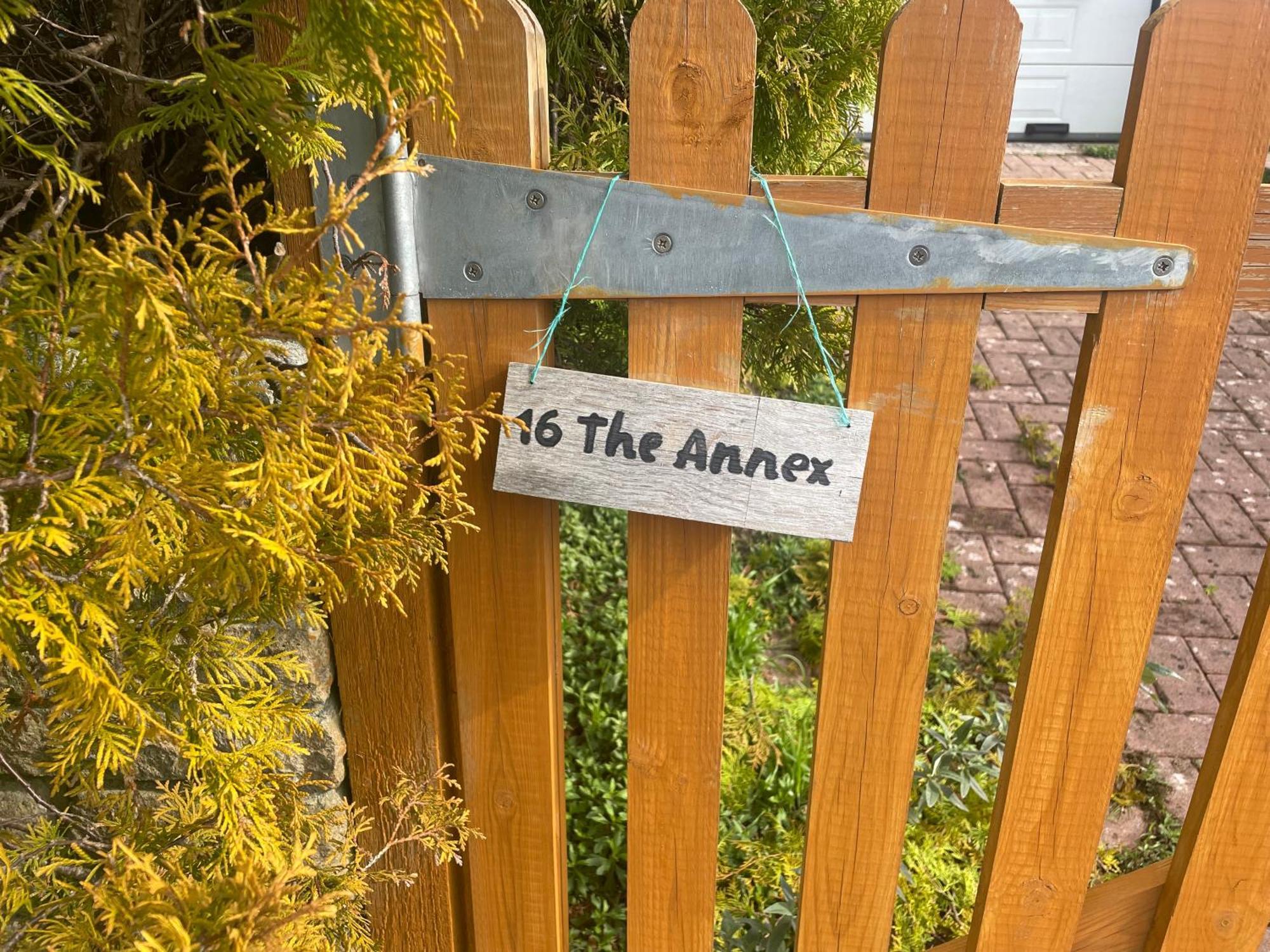 דירות קינגסברידג' Waterside Park Annex מראה חיצוני תמונה